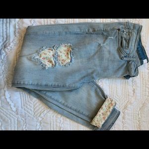 Judy blue denim flower patch jeans